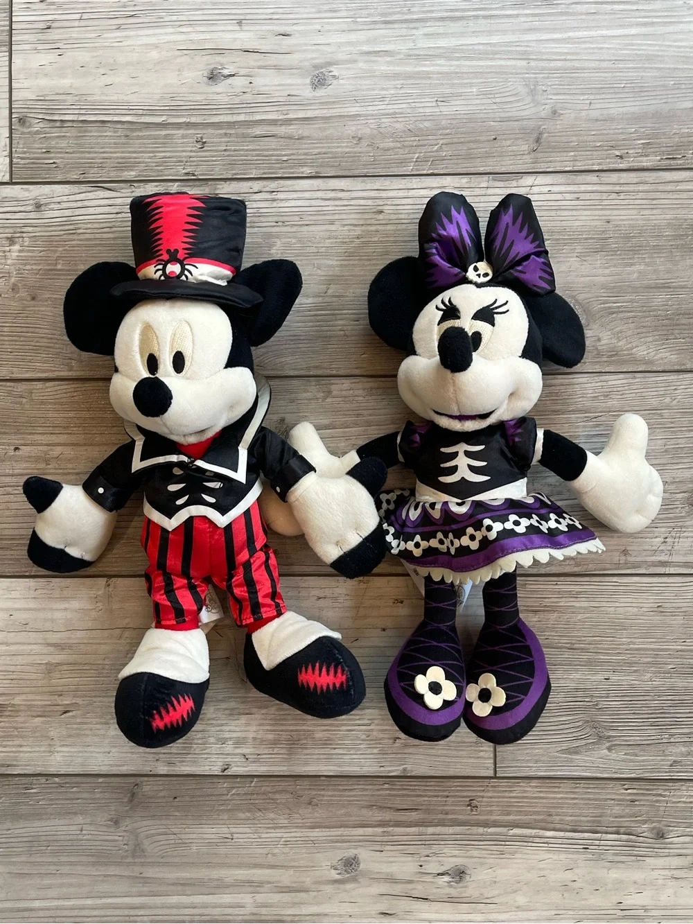 Disney | Disneyland Paris Mickey & Minnie Halloween Pluses | Bundle: Set of 2